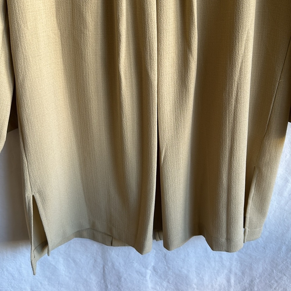 Draper’s & Damon’s long tan jacket with large button front, size M - Picture 7 of 10